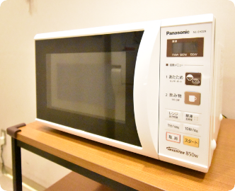 Microwave oven for milk preparation and baby food