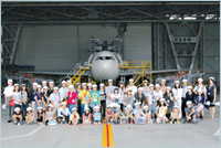 格納庫見学バスツアーの写真