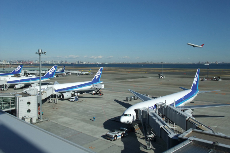 하네다 공항 추천 관광명소 / 비행기가 보이는 식당_1