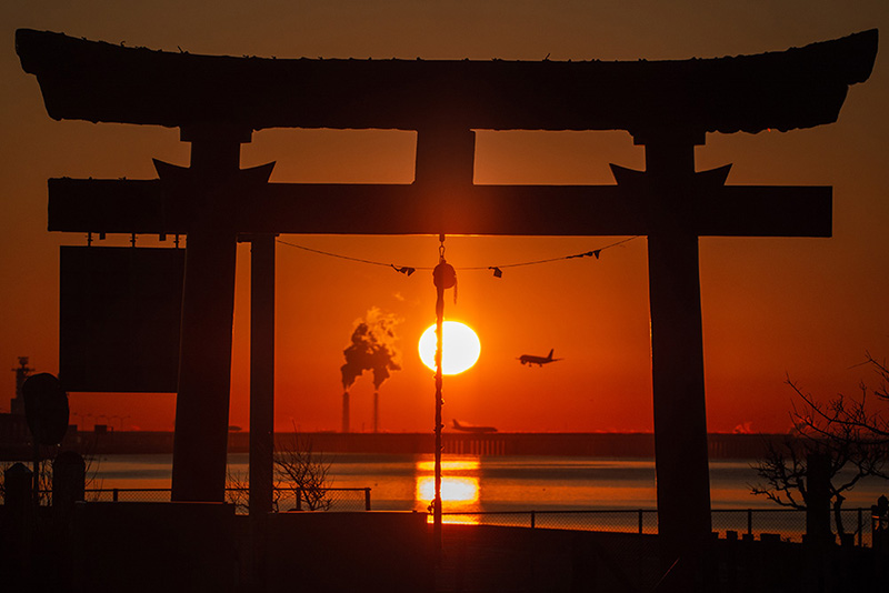 Excellence Award Eiji Nakane "Watched by the Otorii"