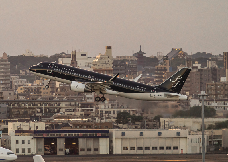Special Award Takeshi Shimizu "Runway and Airplane 22"