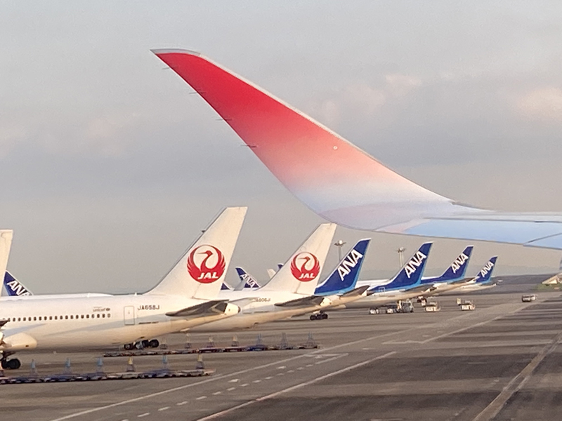 Smartphone Award Yukiko Miyano "Red Gumi, Blue Gumi, Bangoo ~ ♪ 1 2 3 4 5 6 ... Winglet 7!"