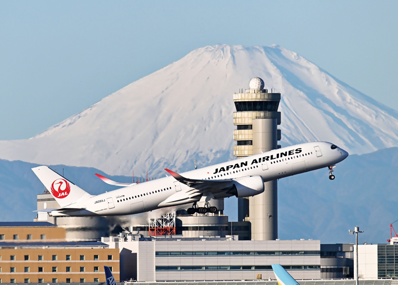 Special Award Yutaka Tao &quot;While looking at Mt. Fuji&quot;