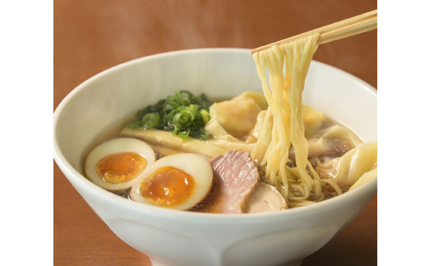 鸡肉高汤屋馆内签名