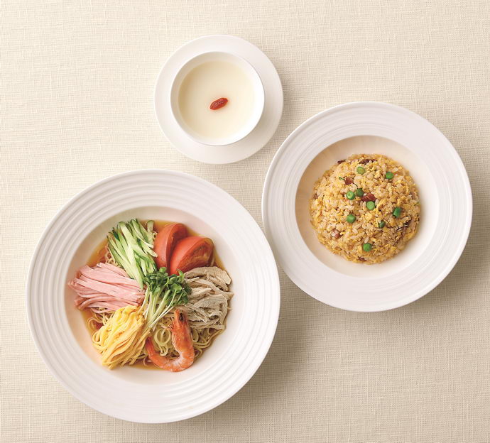 Gomoku chilled Chinese noodles and mini fried rice set (with today's dessert)