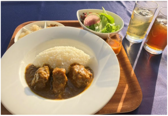 和牛ビーフカレー サラダ付